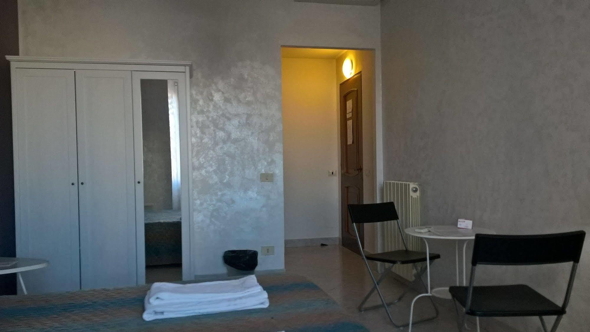 Gigi Holiday Rooms Rome Exterior photo