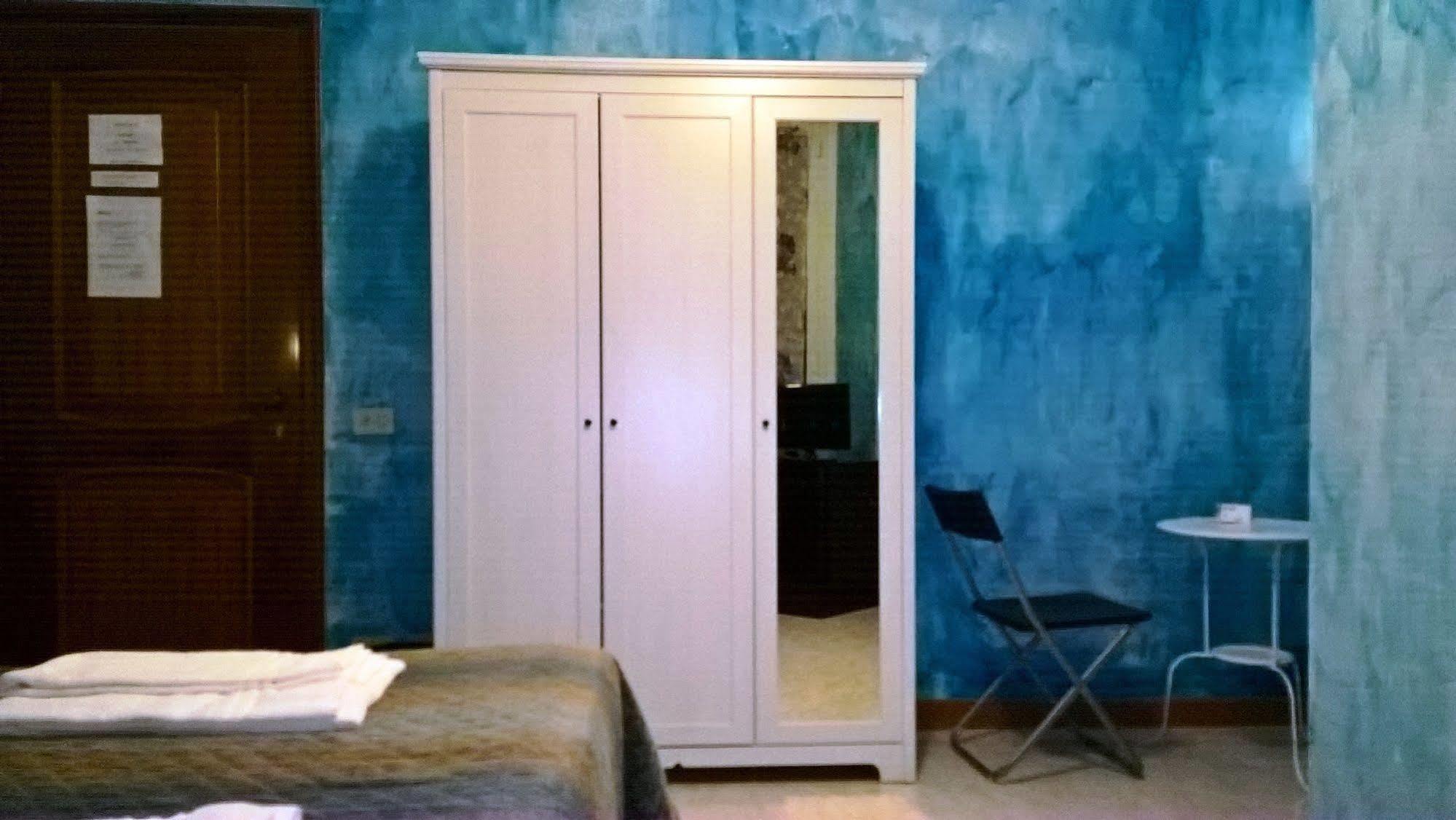 Gigi Holiday Rooms Rome Exterior photo
